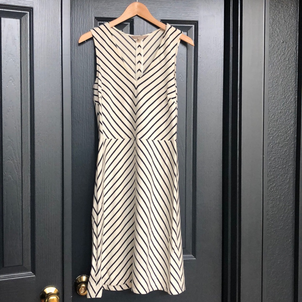 Banana Republic Mad Men Black & White Diagonal Stripe Dress - Excellent! 6 - Picture 1 of 14